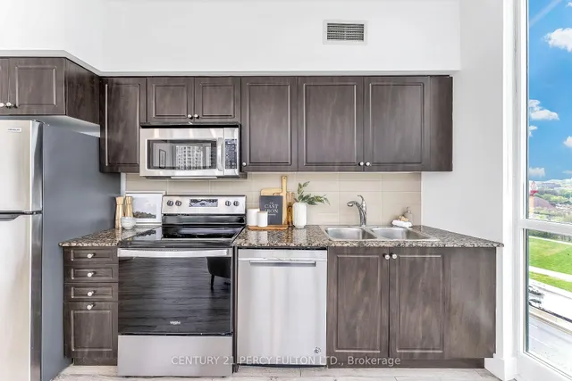 Additional image 16 of 209 Fort York Blvd Unit 1663