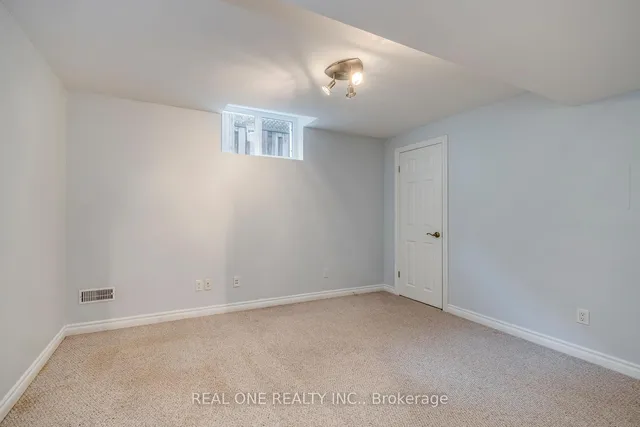 Additional image 42 of 76 Inverhuron Tr