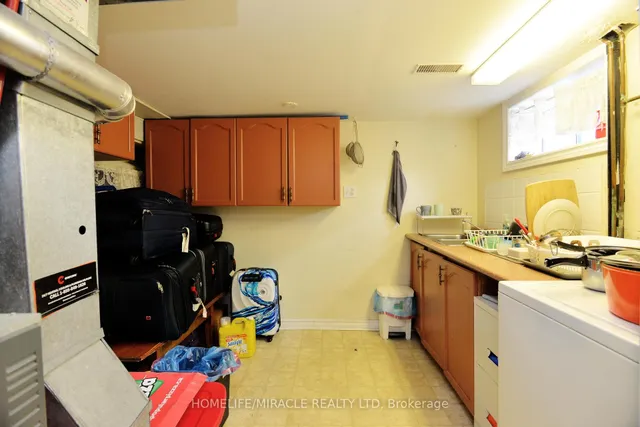 Additional image 43 of 7 Sophia St