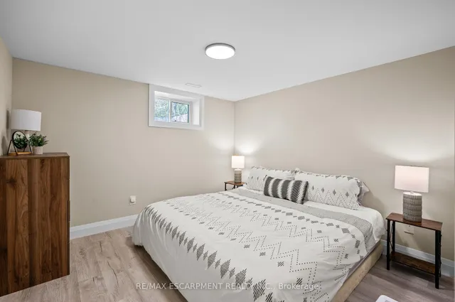 Additional image 24 of 5419 Cornwall Cres