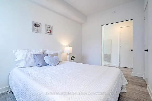 Additional image 39 of 108 PETER St Unit 3706