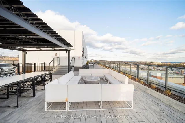 Additional image 26 of 1630 Queen St Unit 405