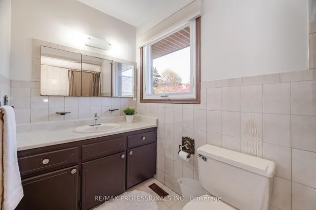 Additional image 22 of 9 Wingrove Hill