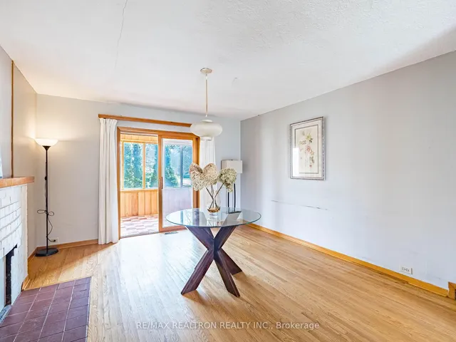 Additional image 10 of 872 Royal York Rd