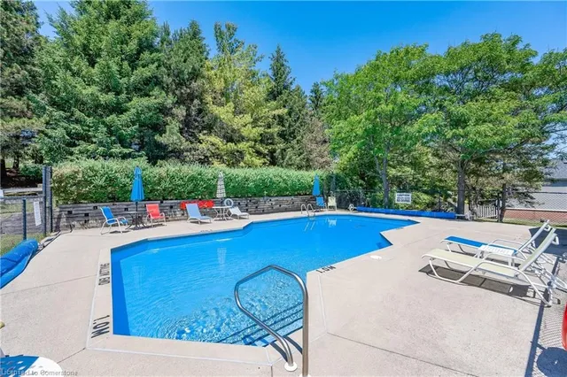 Additional image 38 of 5 Quinte Cres Unit 2