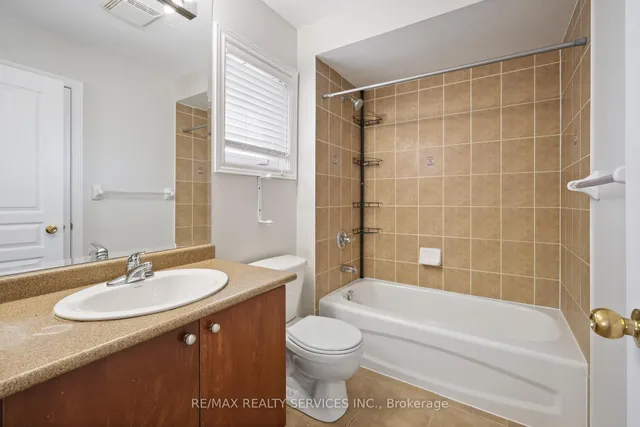 Additional image 36 of 33 Leparc Rd