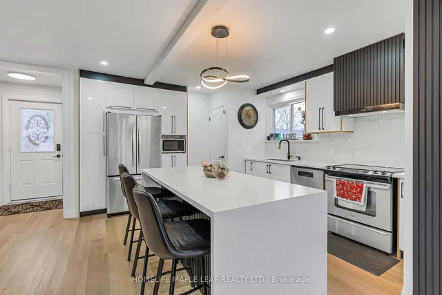 Additional image 8 of 292 Woodward Ave