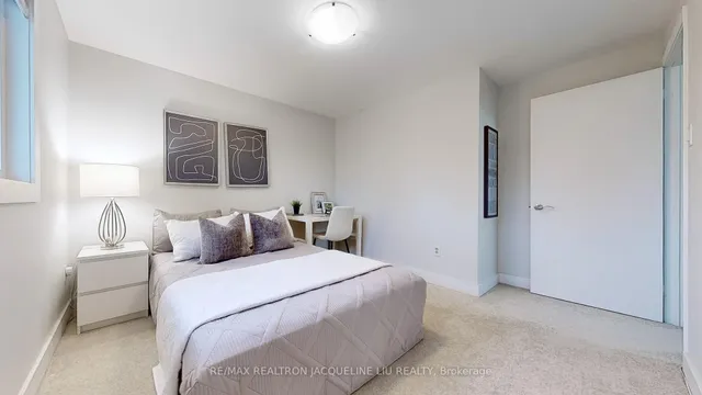 Additional image 16 of 90 Old Sheppard Ave