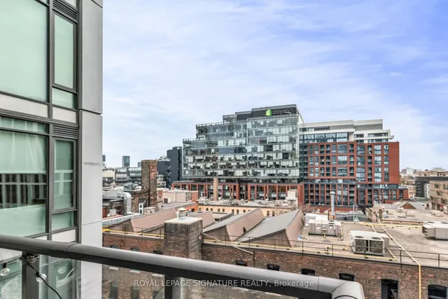 Additional image 30 of 461 Adelaide St Unit 916