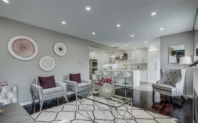 Additional image 7 of 35 Legend Lane