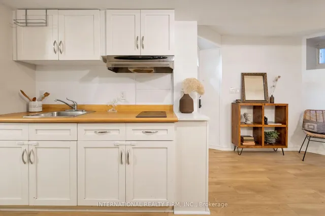 Additional image 47 of 319 Markham St