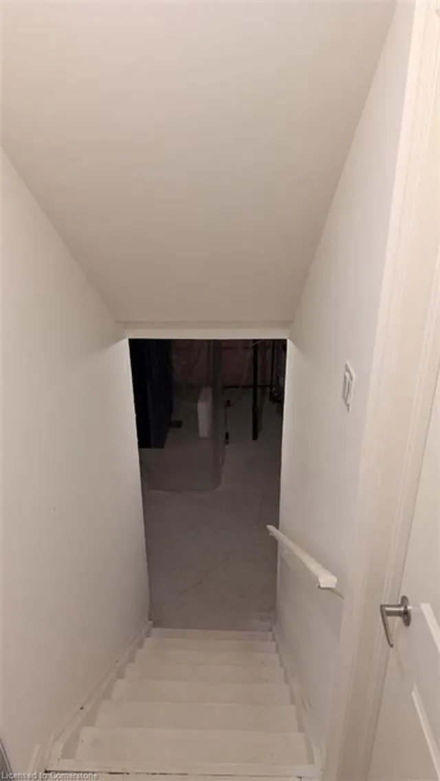 Additional image 33 of 20 Zimmerman Gdns