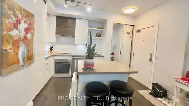 Additional image 3 of 60 Annie Craig Dr Unit 716