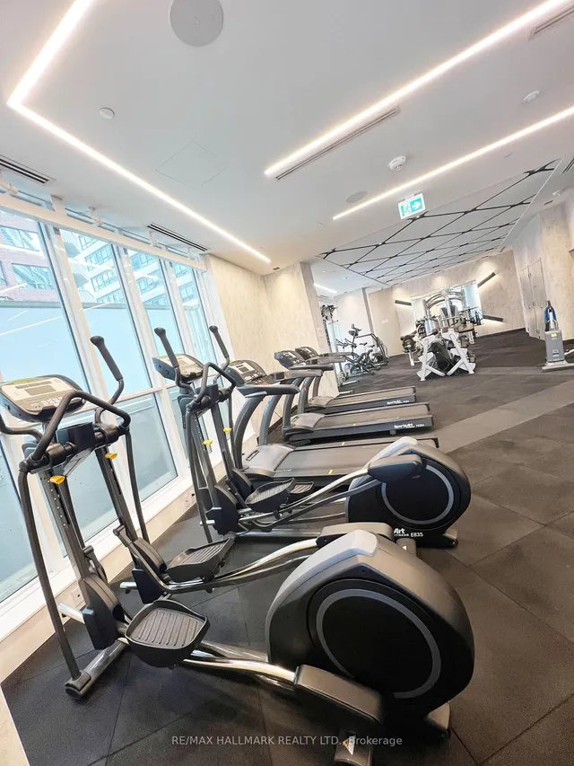 Additional image 20 of 77 Mutual St Unit 2803