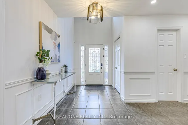 Additional image 4 of 2075 Banbury Cres