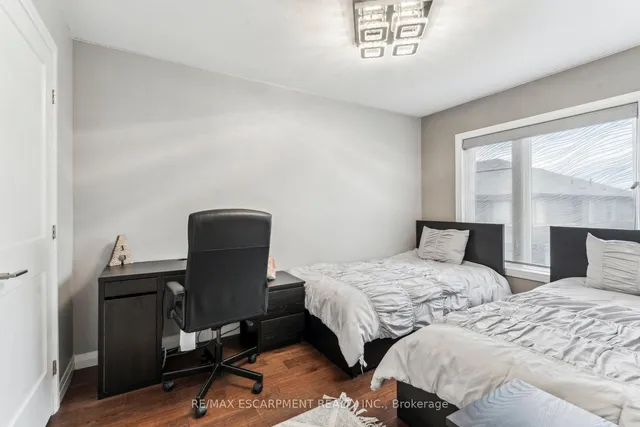 Additional image 27 of 30 Times Square Blvd Unit 305