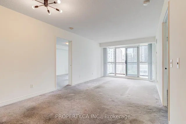 Additional image 10 of 18 Parkview Ave Unit 1008