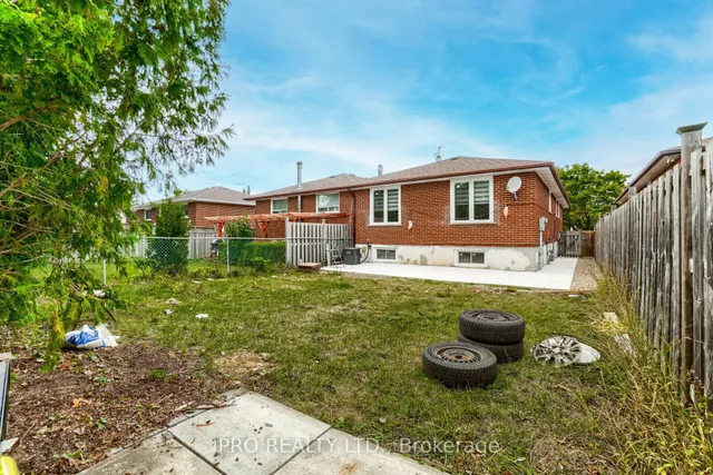 Additional image 37 of 717 Green Meadow Cres