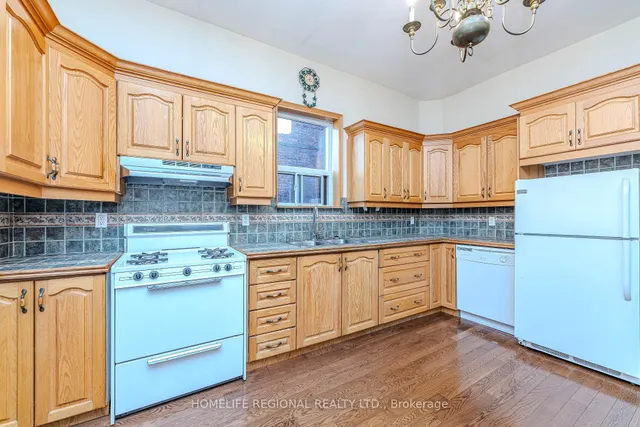 Additional image 30 of 236 Dovercourt Rd