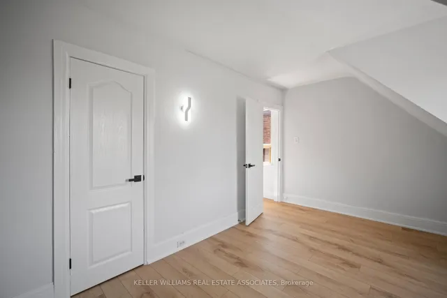 Additional image 32 of 80 Mavety St