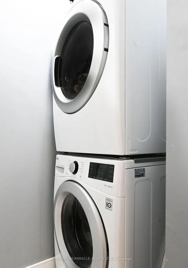 Additional image 24 of 150 Main St Unit 715