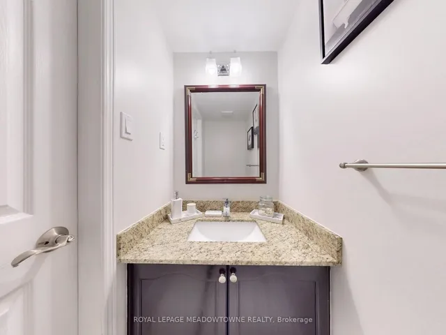 Additional image 18 of 152 Essling Ave