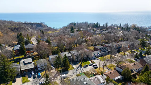 Additional image 38 of 47 Eastville Ave