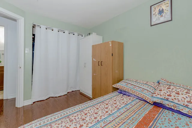 Additional image 33 of 12 Eden Park Unit 12