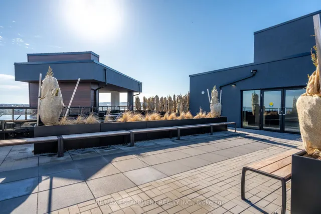 Additional image 38 of 600 North Service Rd Unit 613