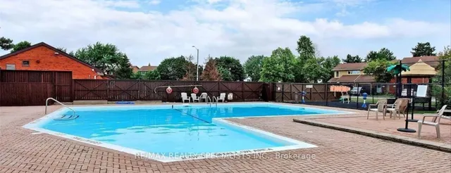 Additional image 40 of 93 Collins Cres