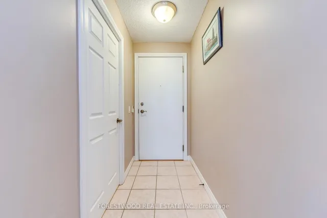 Additional image 4 of 710 HUMBERVIEW Blvd Unit 2002