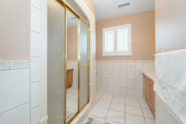 Additional image 22 of 60 Indian Cres