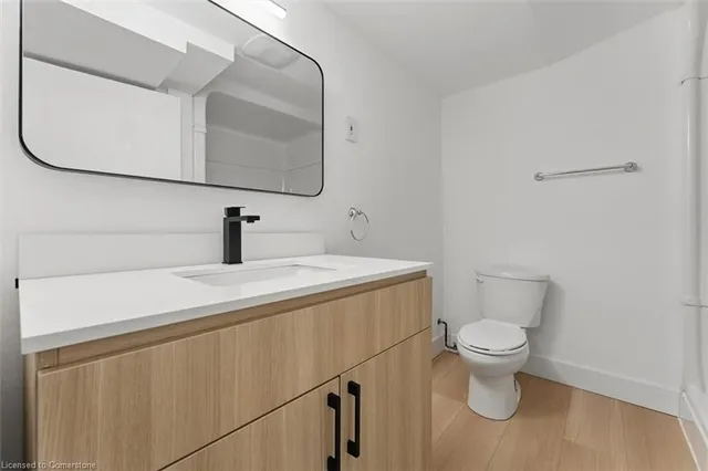 Additional image 35 of 90 Euclid Ave