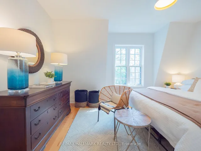 Additional image 20 of 142 Heward Ave