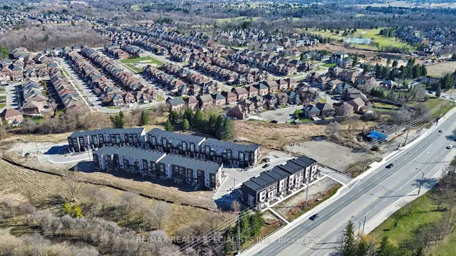 Additional image 3 of 6 QUEENPOST Dr