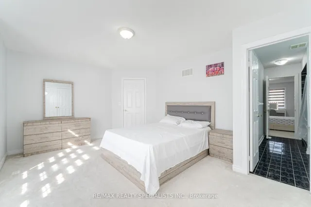 Additional image 34 of 7 Millsborough Rd