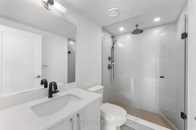 Additional image 22 of 27 Bathurst St Unit 1203