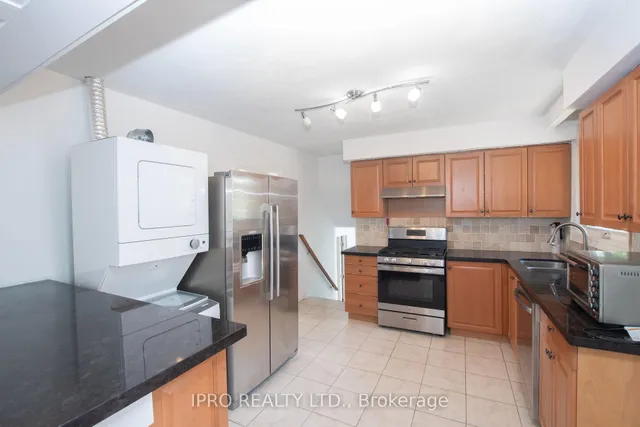 Additional image 13 of 23 Urbandale Ave