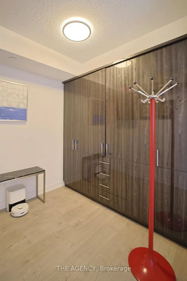 Additional image 19 of 50 Wellesley St Unit 1109