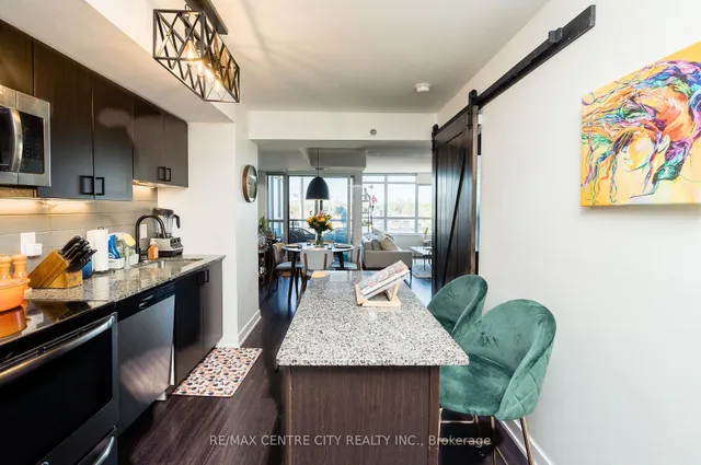 Additional image 10 of 11 Superior Ave Unit 407