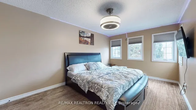 Additional image 22 of 68 Heathcliffe Sq