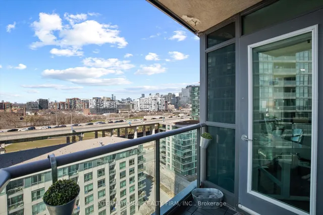 Additional image 13 of 219 Fort York Blvd Unit 1202