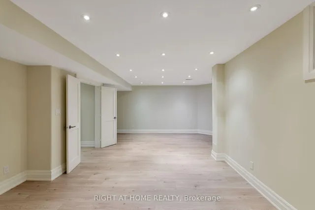 Additional image 44 of 8 Rutherglen Rd