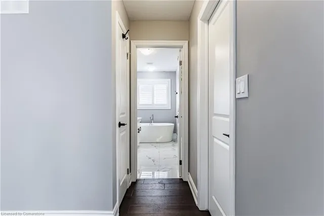 Additional image 27 of 8 Cesar Pl