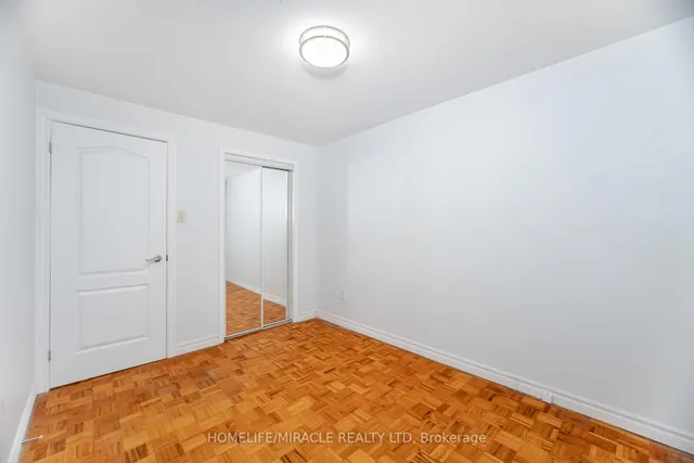 Additional image 27 of 341 Military Tr Unit 70