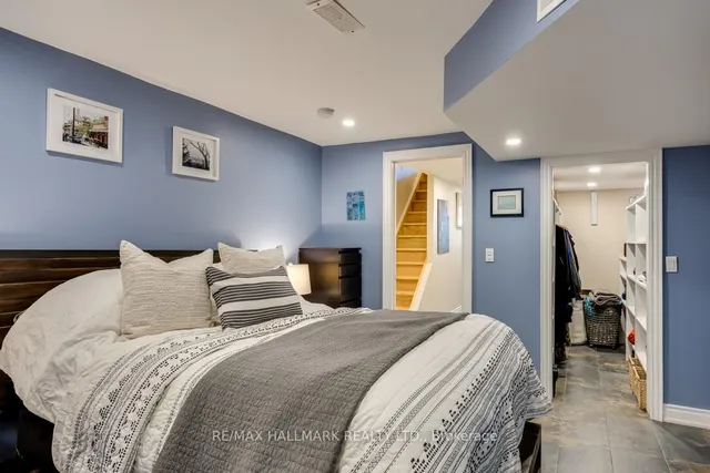 Additional image 19 of 223 Wallace Ave