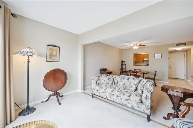 Additional image 18 of 10 Ellen St Unit 808