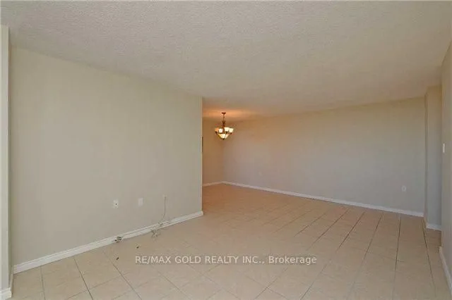 Additional image 19 of 18 Knightsbridge Rd Unit 809