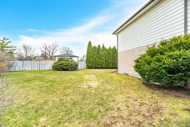 Additional image 49 of 204 Bousfield Cres