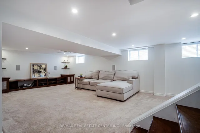 Additional image 31 of 151 Corman Ave